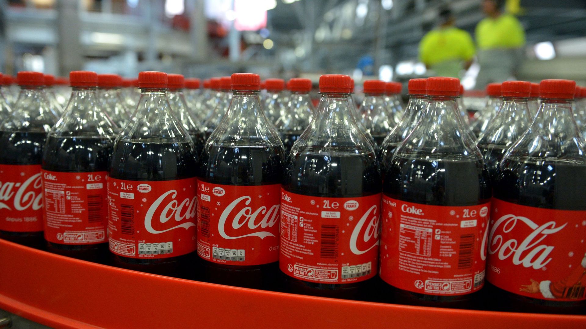 Vaste réorganisation chez Coca-Cola avec 4000 départs volontaires. 