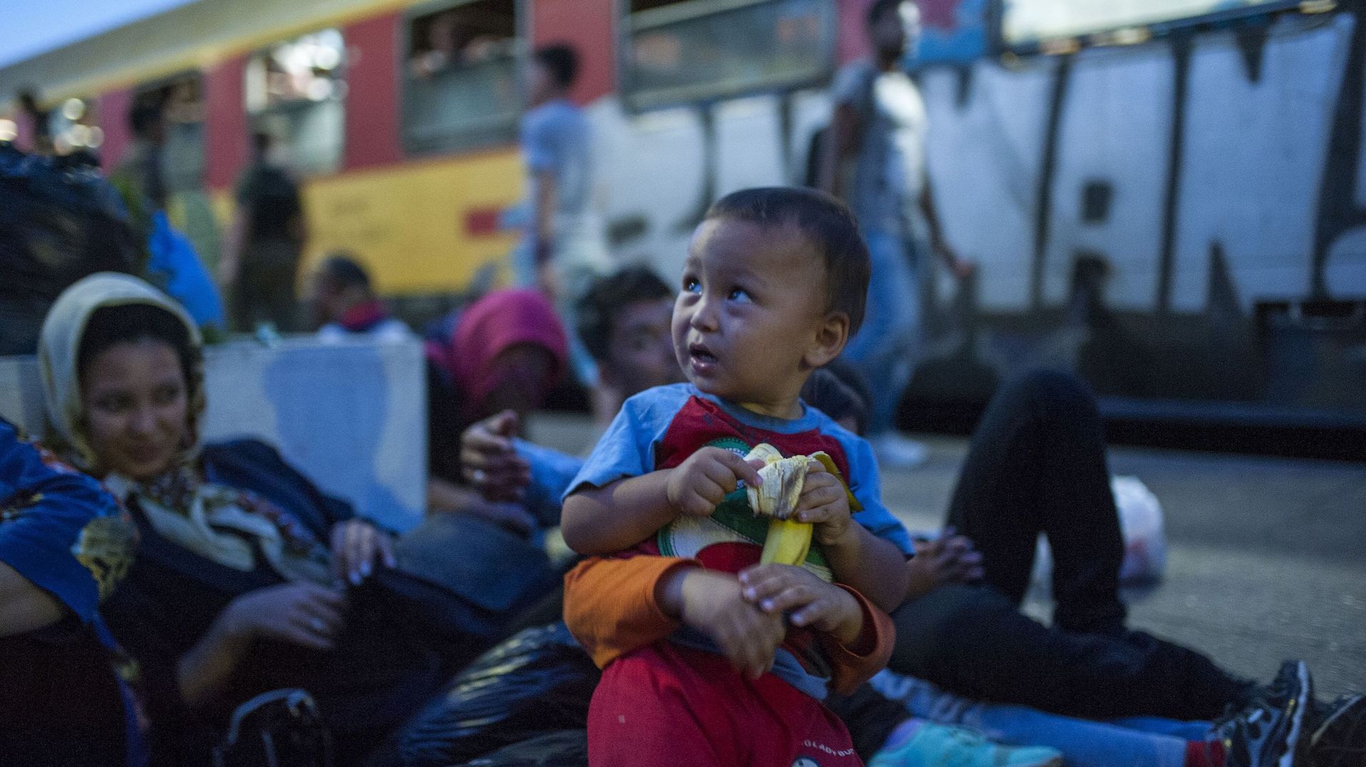 L'UNICEF accueille les enfants de migrants à la frontière entre la Grèce et la Macédoine