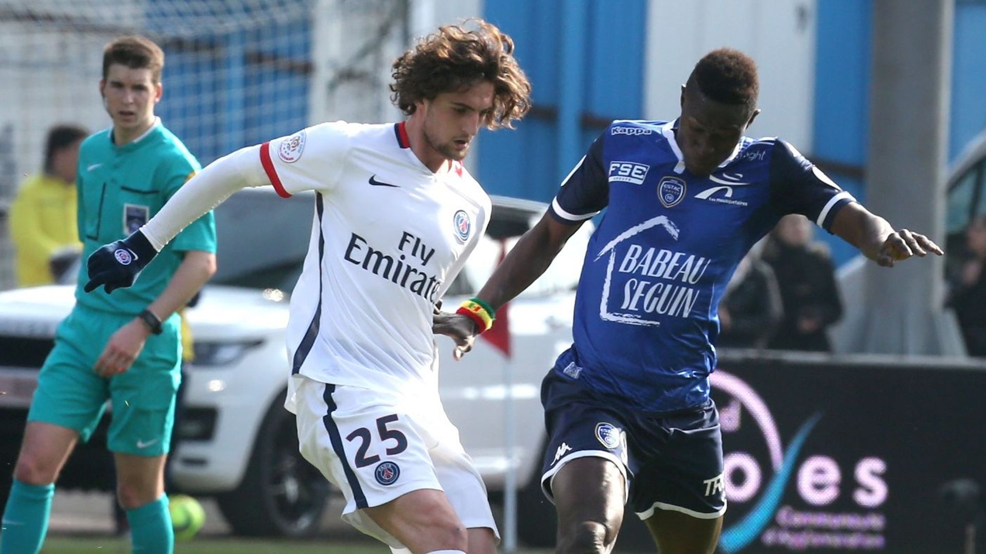 Babacar Gueye prêté par Hanovre à Zulte Waregem rtbf.be