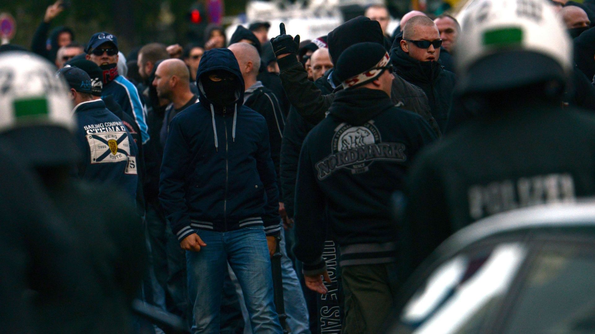 Allemagne: affrontements entre hooligans et policiers à Cologne