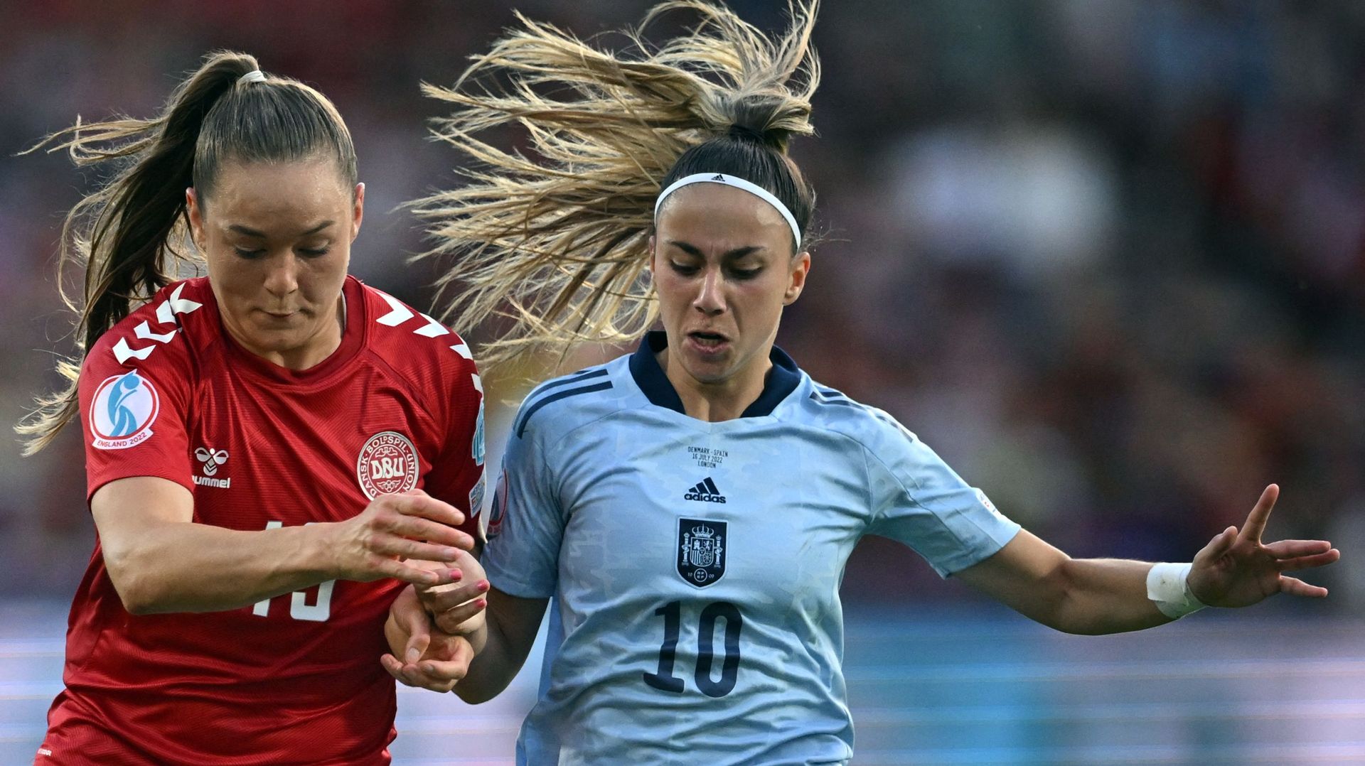 Grâce à un but en toute fin de match, après 89 minutes de domination outrageuse, l’Espagne a battu le Danemark (1-0) et s’est qualifiée pour les quarts de finale de l’Euro féminin de football en Angleterre, en terminant deuxième du groupe B.