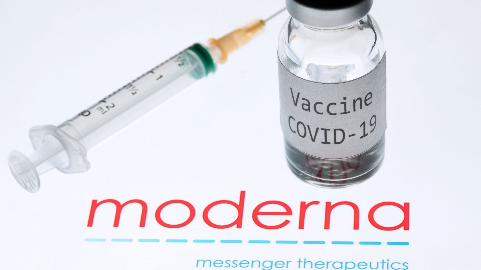 Coronavirus: Trump sème la confusion avant l'annonce de l'autorisation du vaccin de Moderna