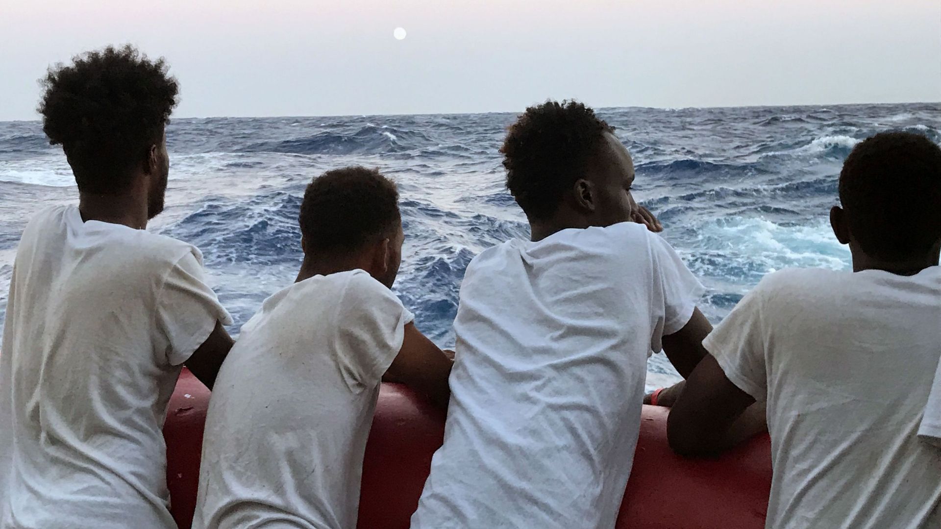 Méditerranée : plus de 100 morts en un jour lors de deux naufrages