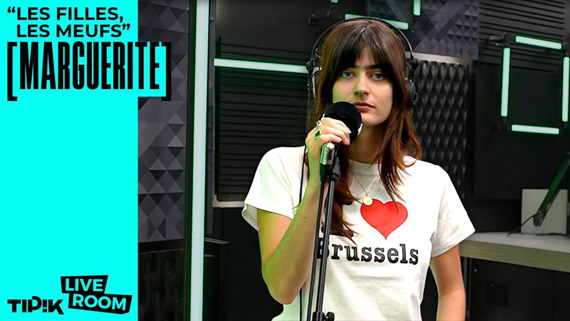 La chanteuse Marguerite en interview dans le Réveil de Tipik