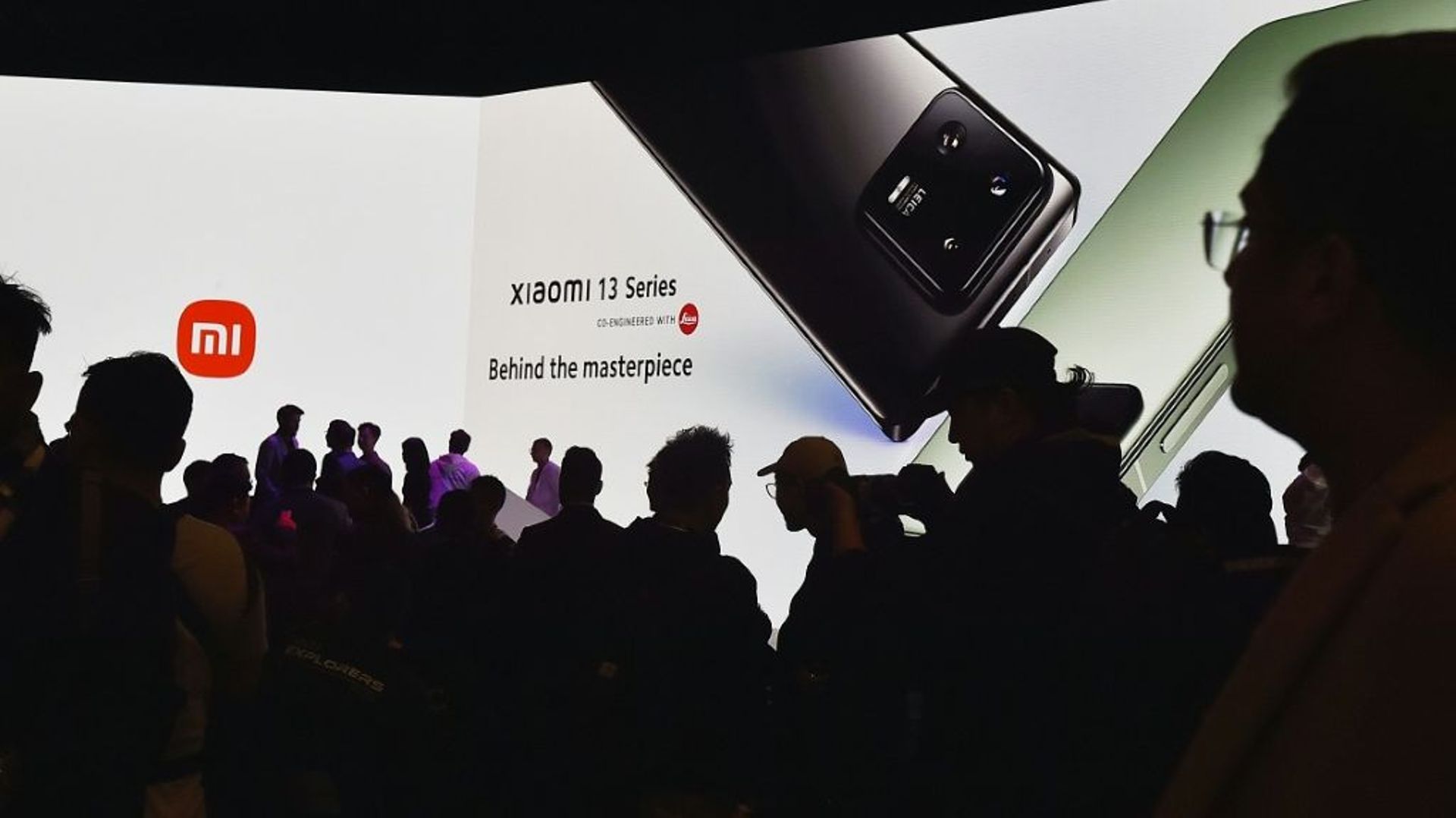 Présentation du nouveau smartphone Xiaomi 13 Series au Salon mondial du mobile (MWC), le 26 février 2023 à Barcelone, en Espagne