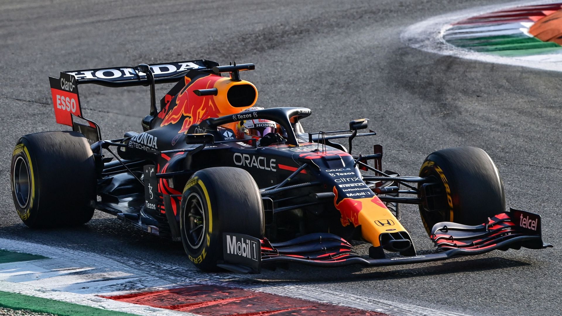 Max Verstappen s’élancera en pole du GP d’Italie, à Monza, ce dimanche.