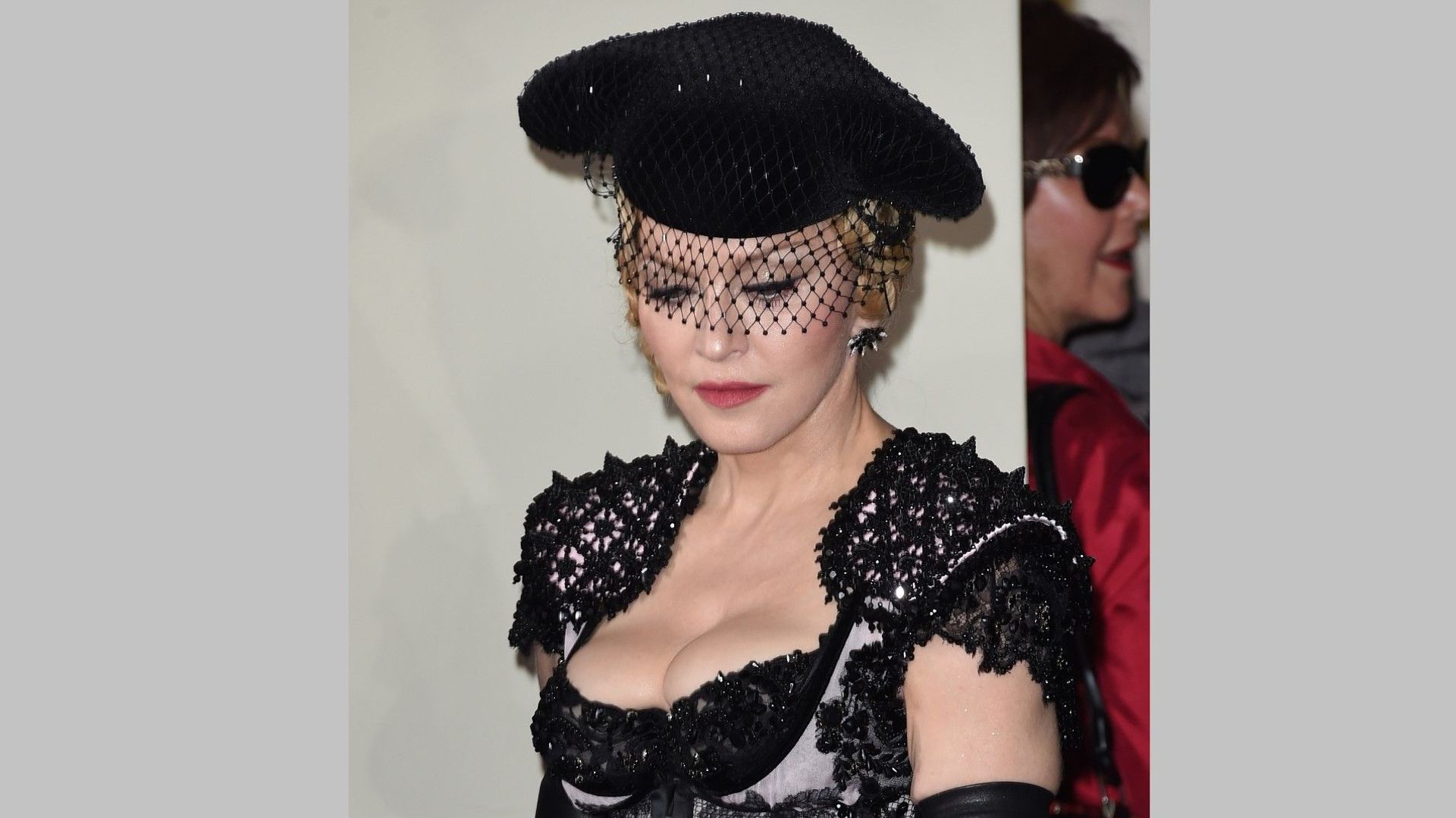 Décès de Maradona : non, Madonna n’est pas morte !