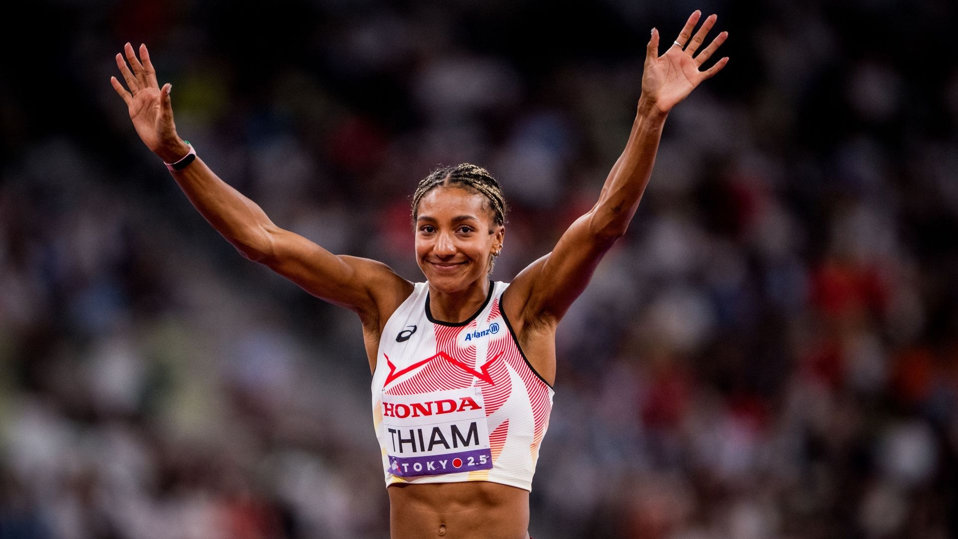 "Du temps pour digérer mais je reviendrai" : Nafi Thiam réagit à la polémique qui l’entoure aux Mondiaux