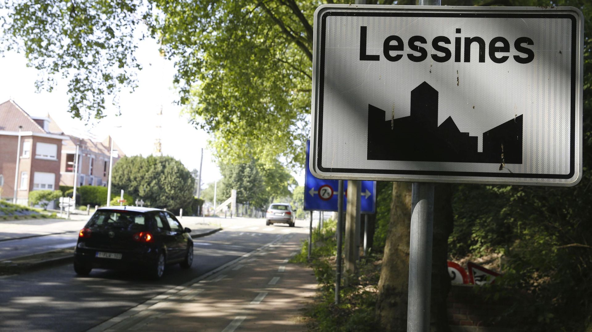 Panneau d'entrée de l'agglomération de Lessines
