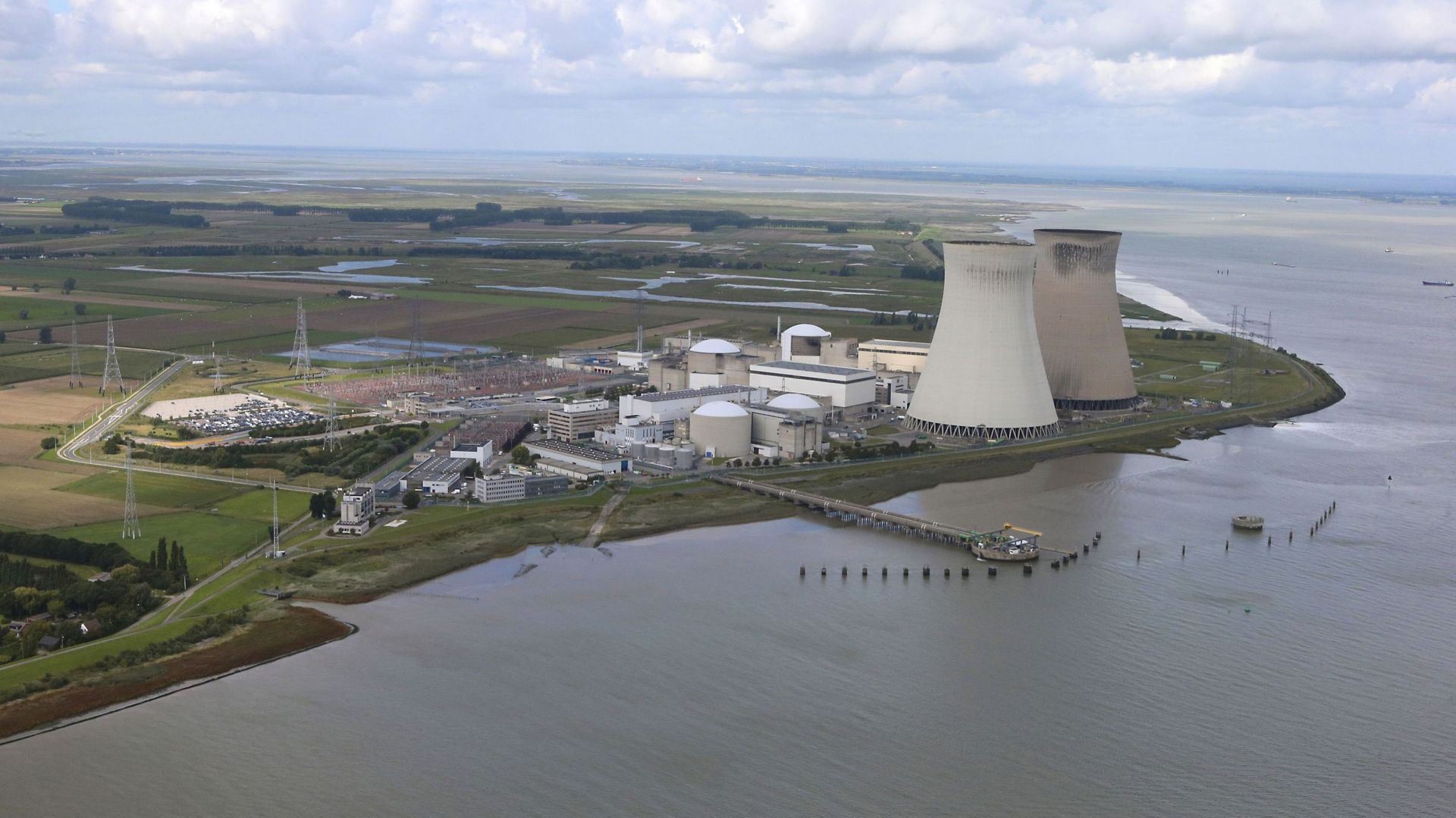 Nucléaire: les centrales de Doel 3 et Tihange 2 vont redémarrer
