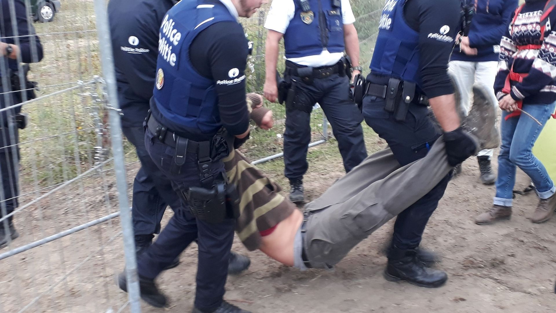 Vaste Opération De Gendarmerie Pour évacuer Une Zad Près De Strasbourg Rtbf Be