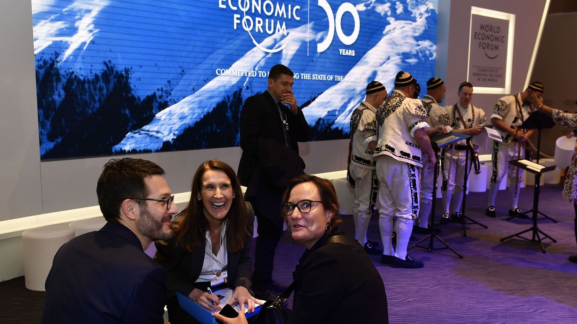 Dans les coulisses du Forum économique mondial de Davos : un speed-dating  géant 