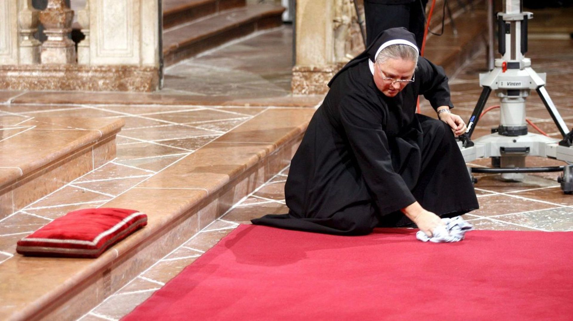Pour l'ex-présidente irlandaise, le Vatican est "l'un des derniers grands bastions de la misogynie"