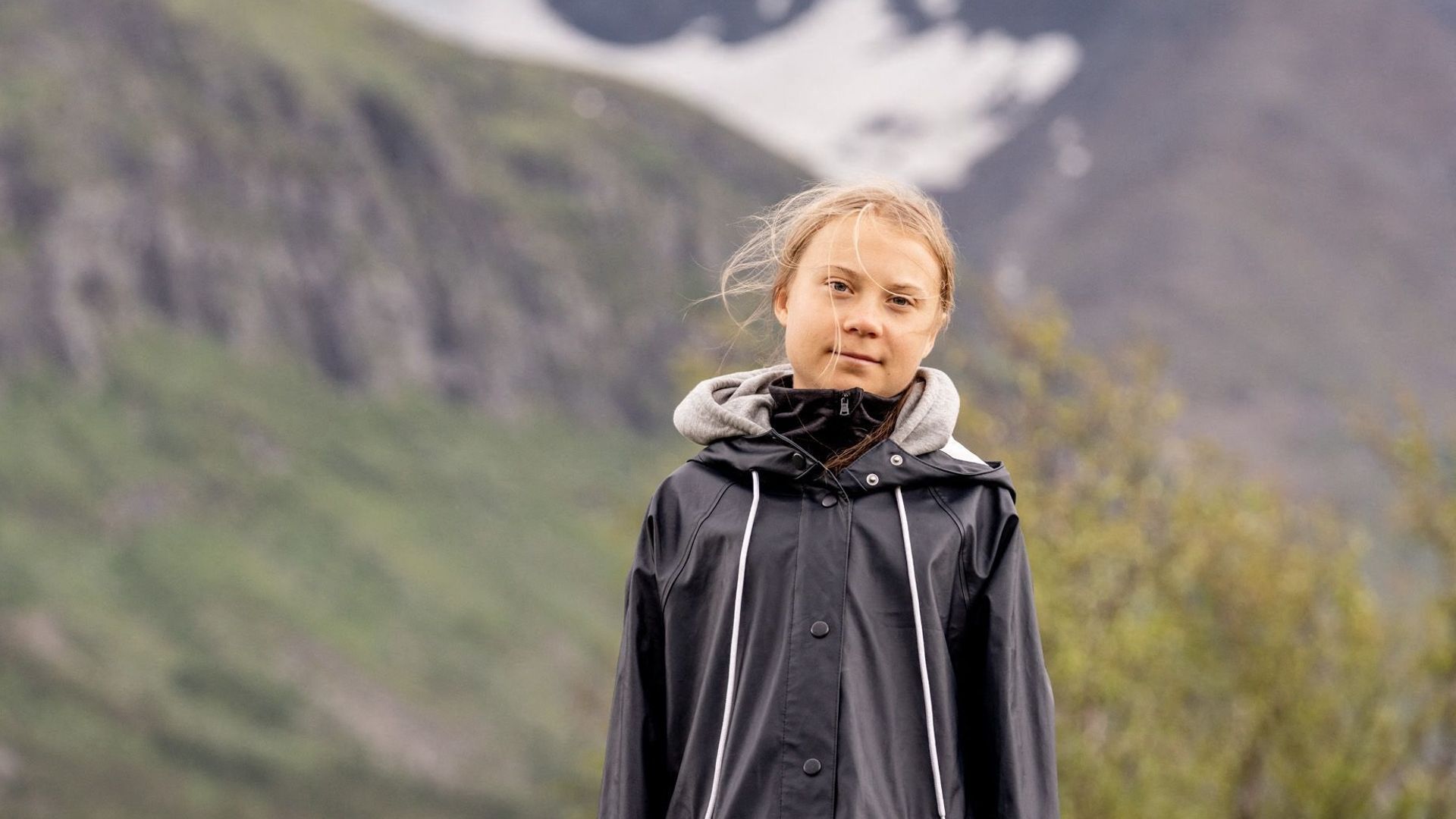 Greta Thunberg en une de "Vogue Scandinavie", fustige l’industrie de la mode