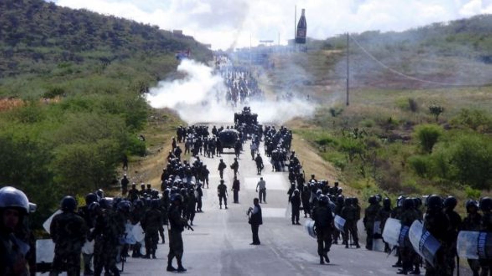 Pérou: affrontements sanglants entre policiers et indigènes