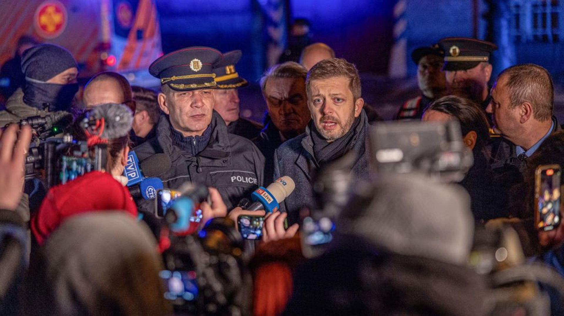 Sparatoria a Praga: la polizia ceca annuncia un bilancio rivisto di 14 morti e 25 feriti