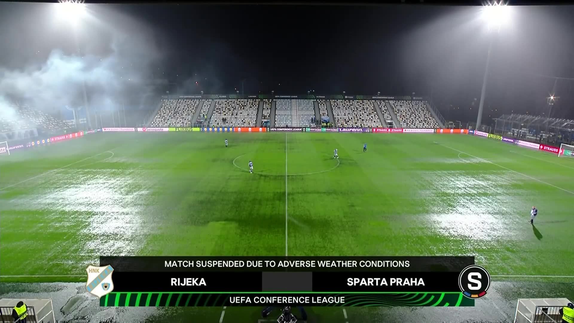 Rijeka - Sparta Prague : des pluies diluviennes provoquent l'arrêt du match après 13 minutes