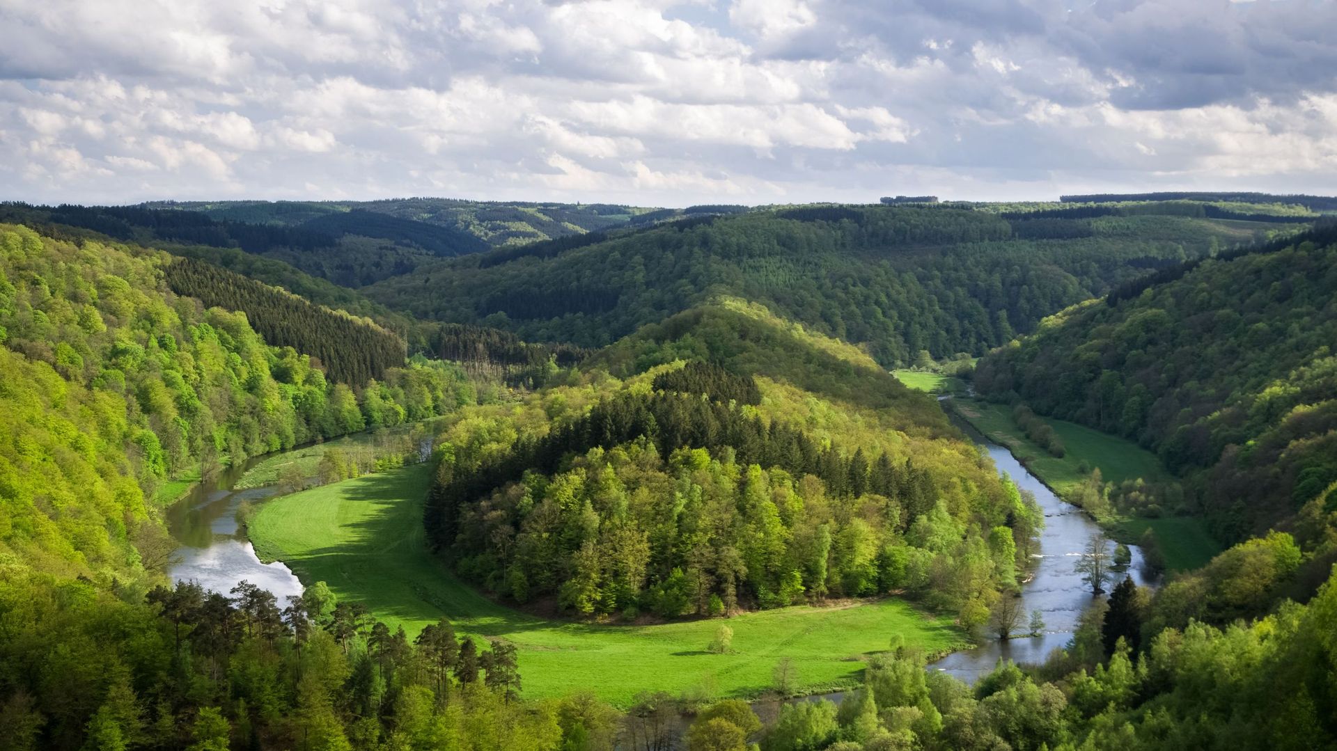 Balade enchantée le tombeau du Géant de Bouillon RTBF Actus