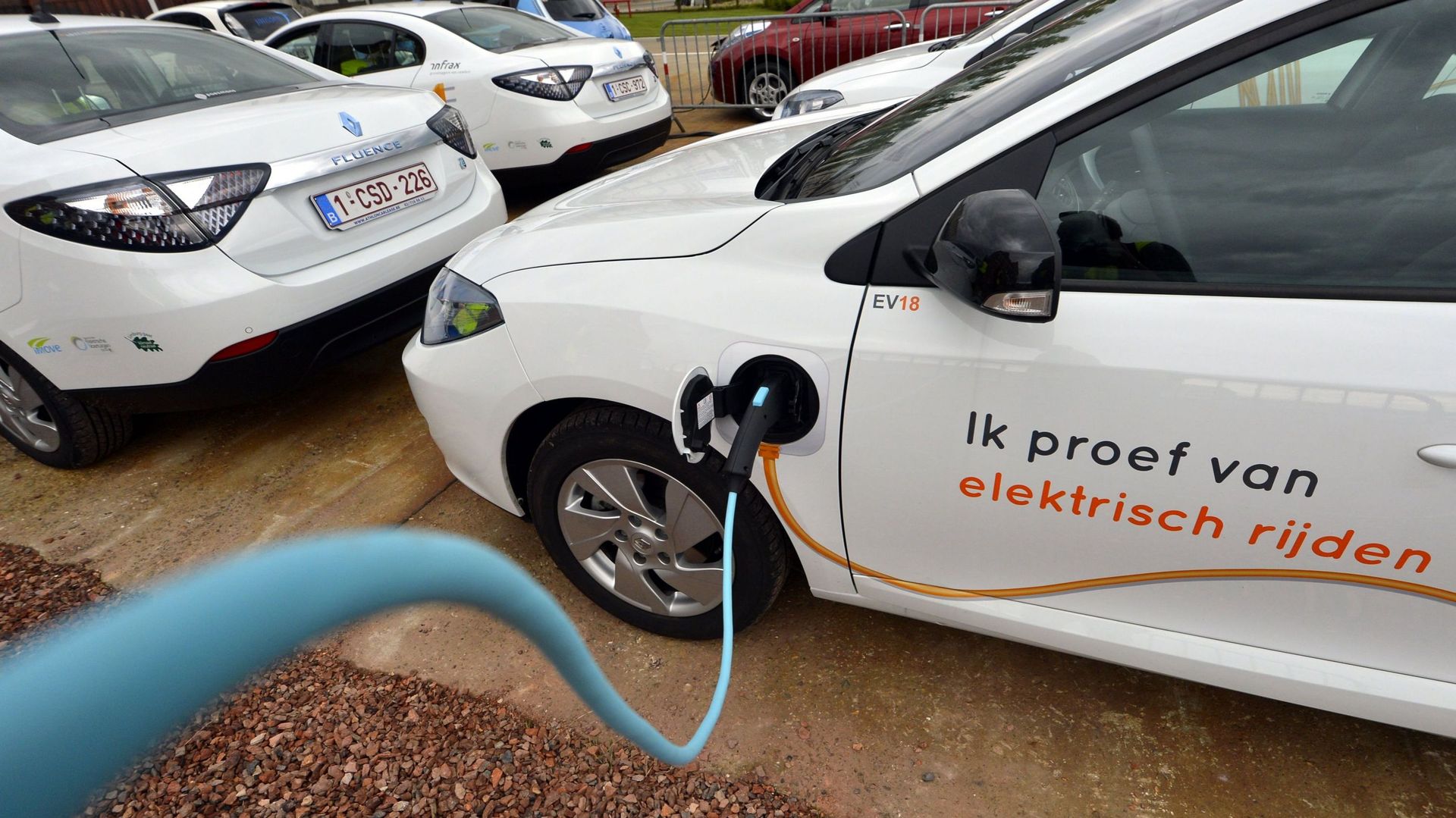 Un consommateur belge sur trois prévoit d'acheter une voiture électrique (Deloitte)