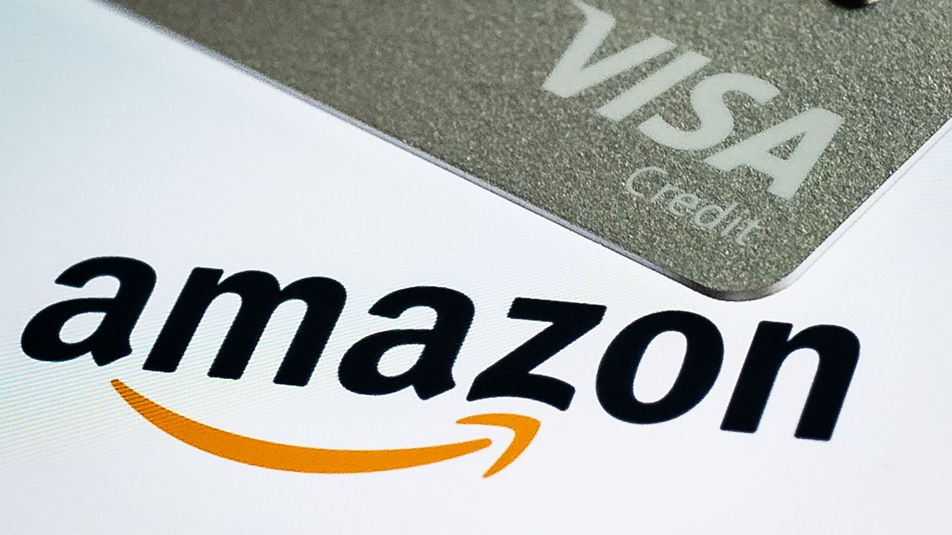 Amazon suspend sa décision de refuser les cartes de crédit Visa britanniques
