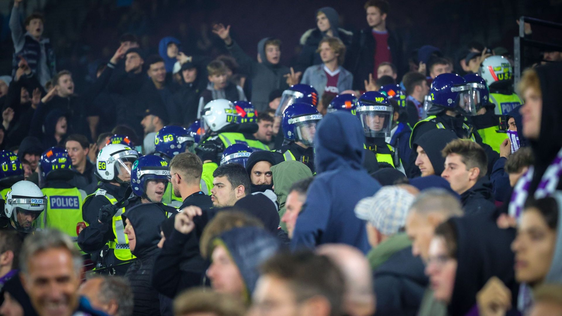 Anderlecht présente ses excuses à West Ham après les débordements de ses supporters