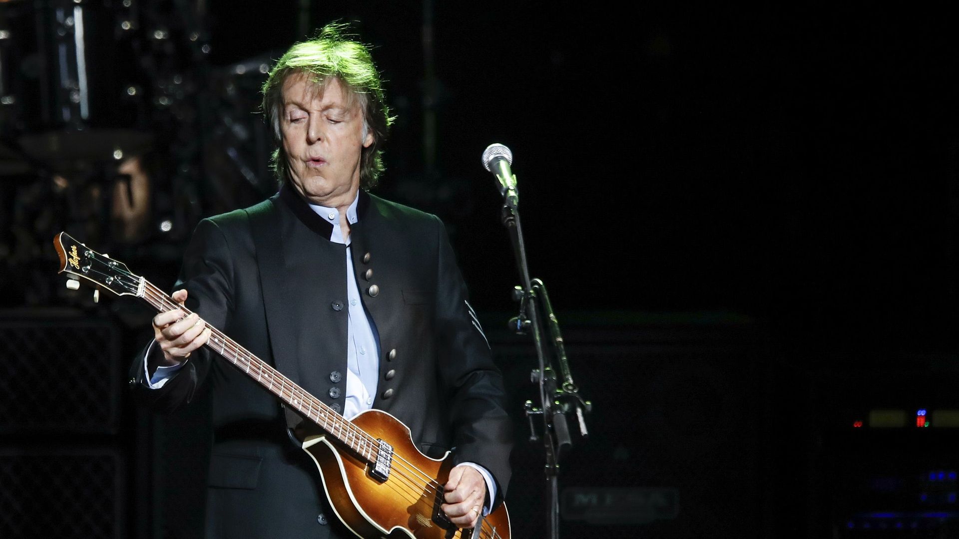 Paul McCartney en concert pendant sa tournée One on One au Hollywood Casino Amphitheatre, le 26 juillet 2017