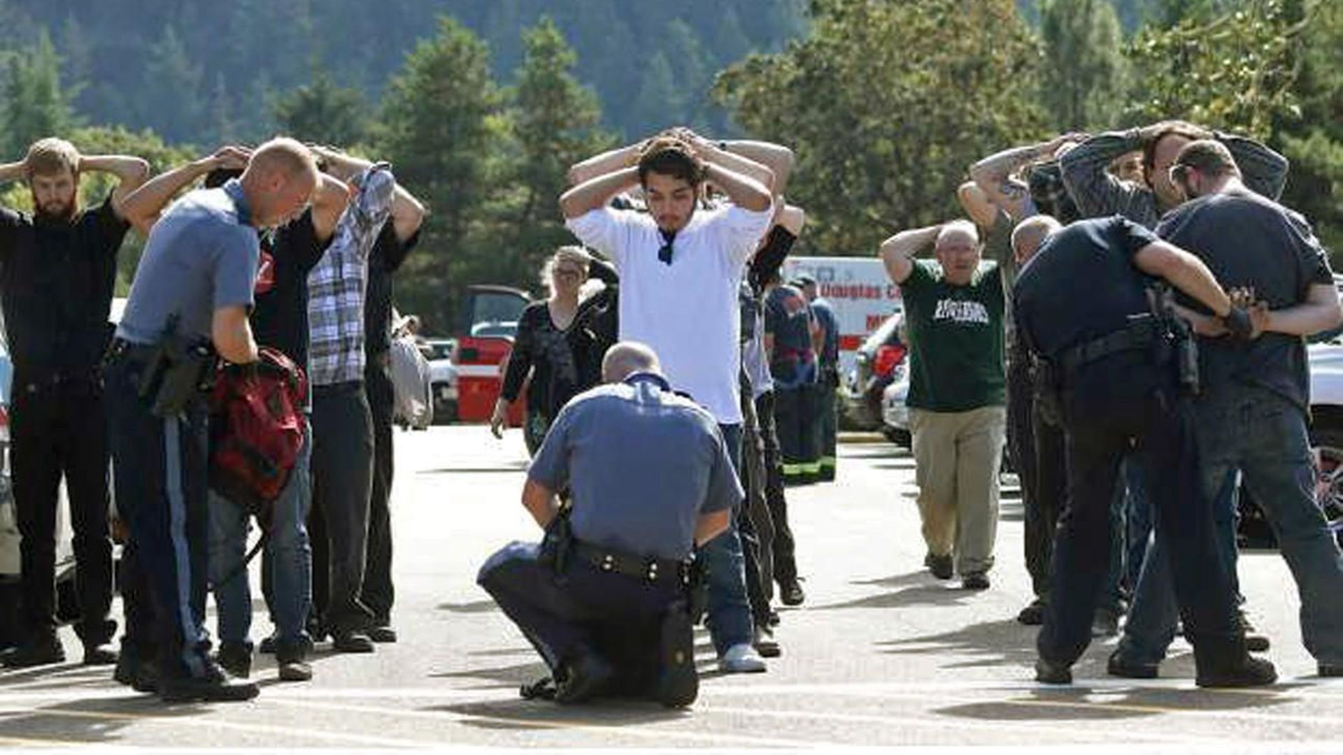 Oregon: l'auteur présumé de la fusillade sur le campus identifié