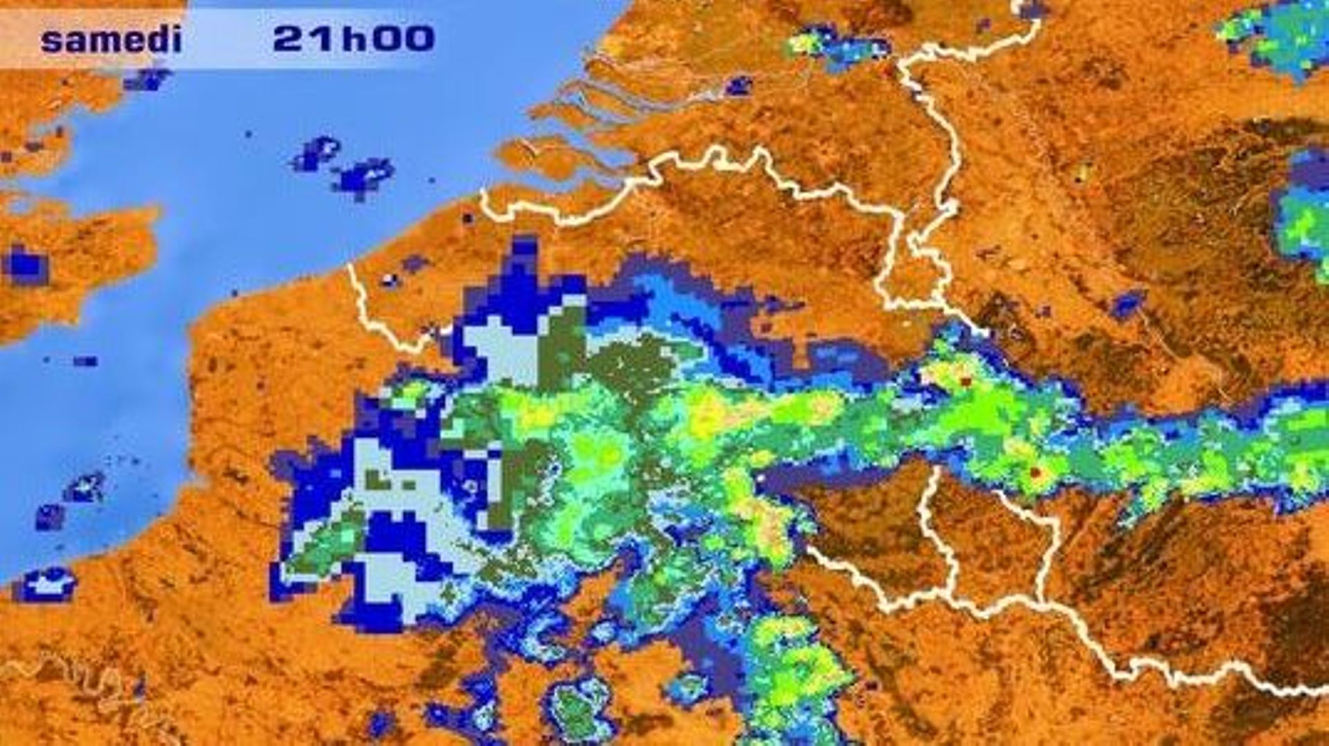 Images radar des précipitations en Belgique, ce samedi à 21h