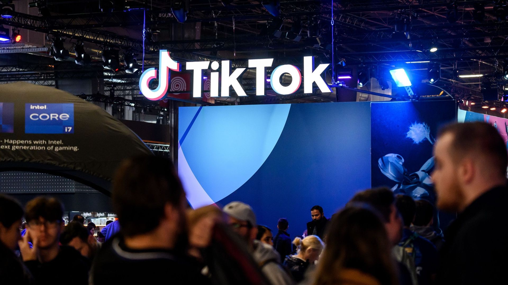 TikTok qui vient de se lancer dans le gaming, lui aussi, est présent également |