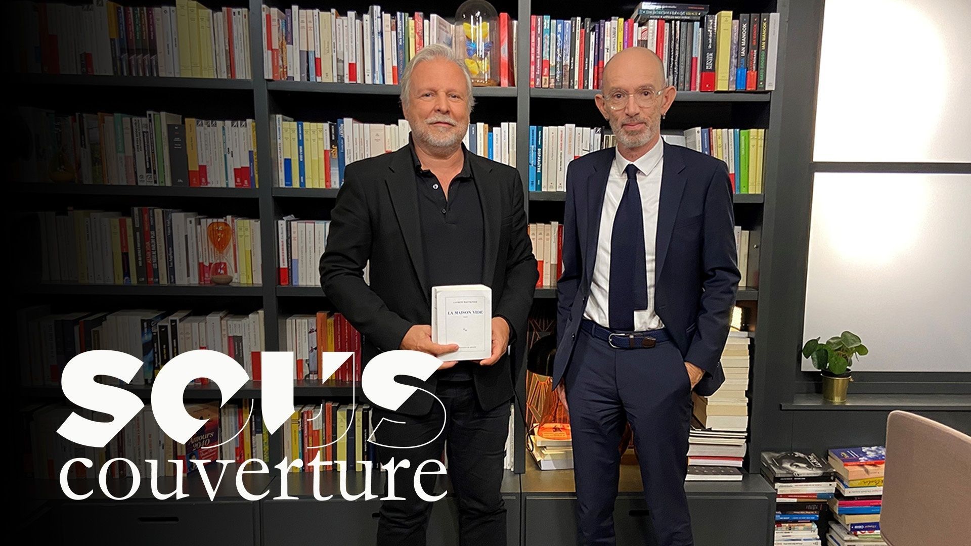 Photos découpées et mémoire effacée : Laurent Mauvignier signe un monument littéraire sur les non-dits familiaux