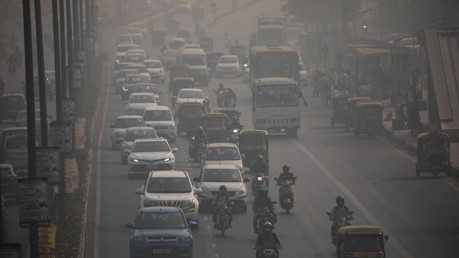 New Delhi redoute l’effet conjugué du virus et de la pollution