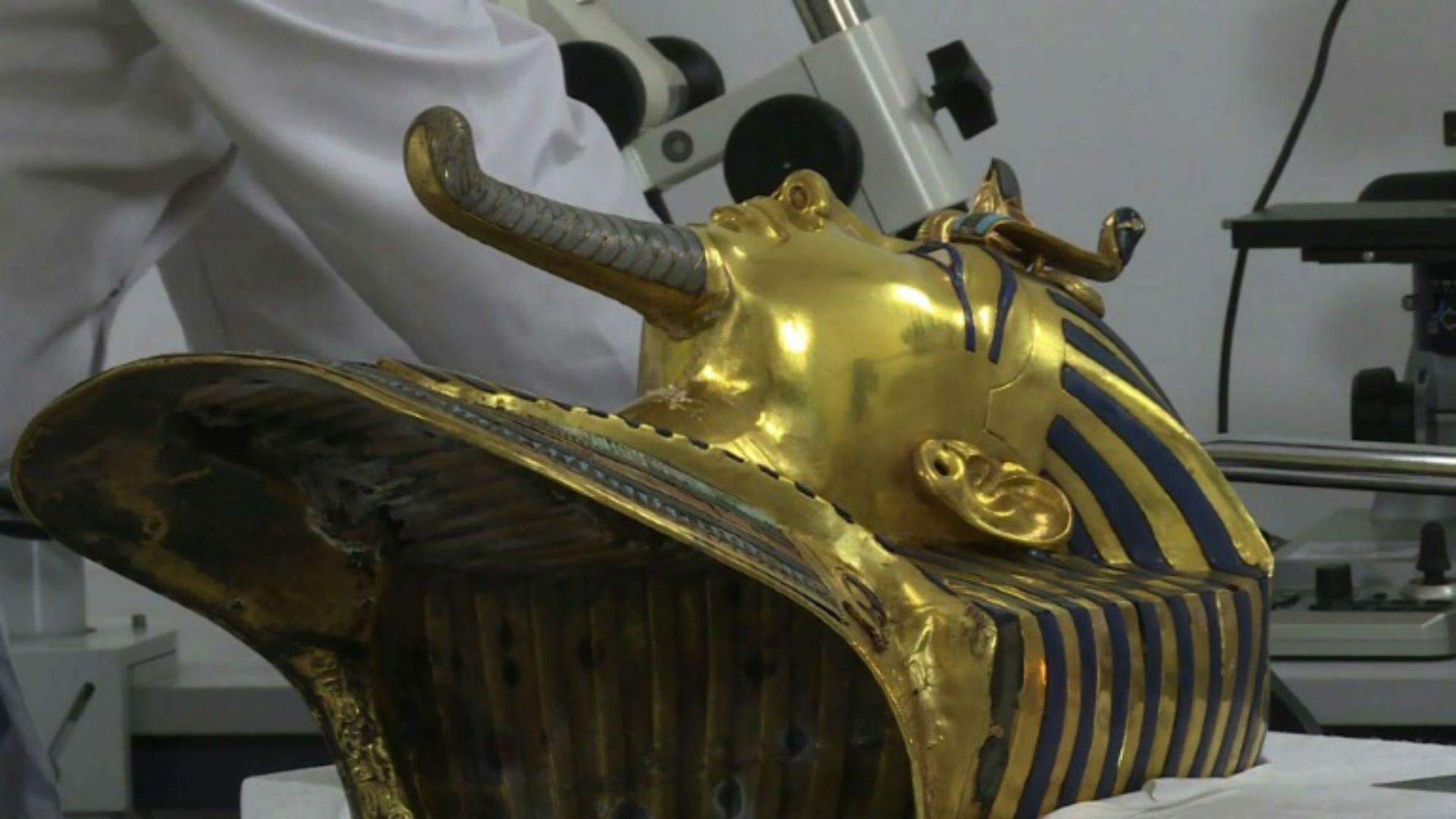 Egypte: la restauration du masque de Toutankhamon achevée