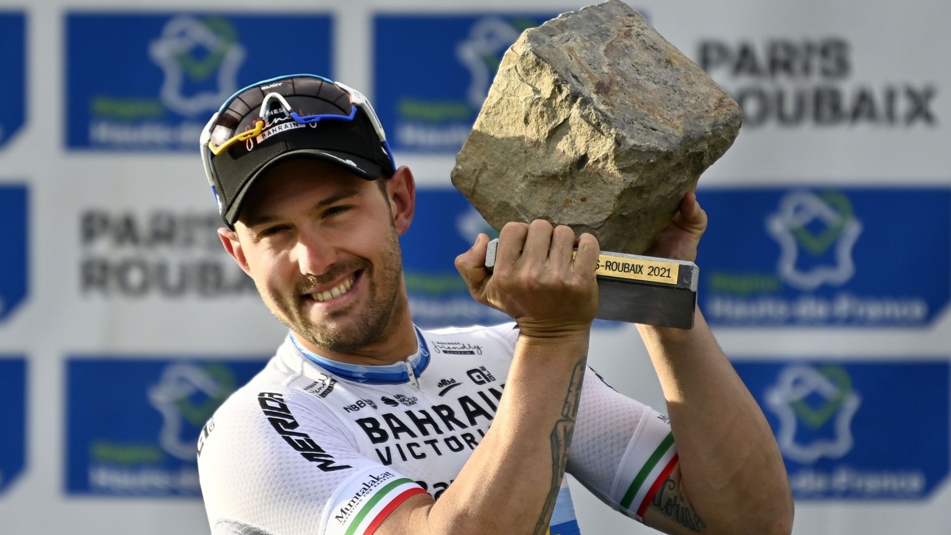 Sonny Colbrelli, vainqueur de Paris-Roubaix, prolonge chez Bahrain-Victorious.