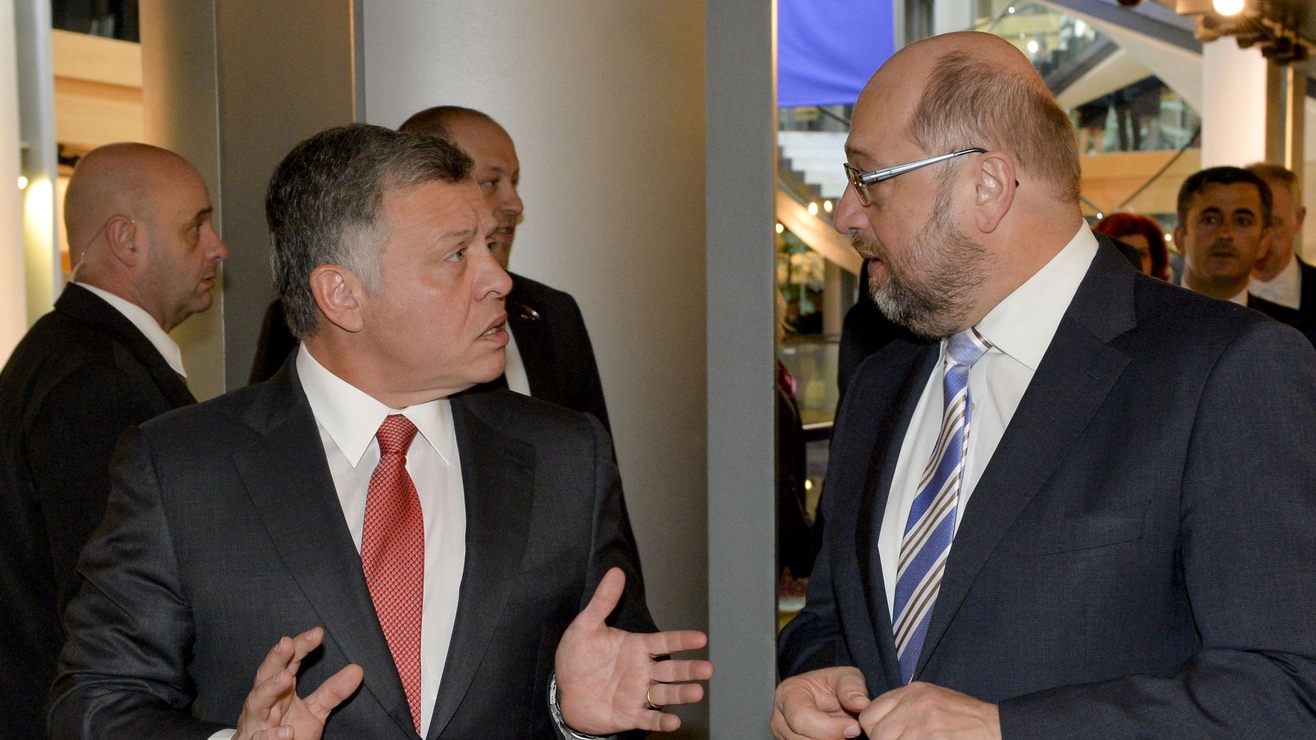Le roi Abdallah de Jordanie et le président du Parlement européen Martin Schulz