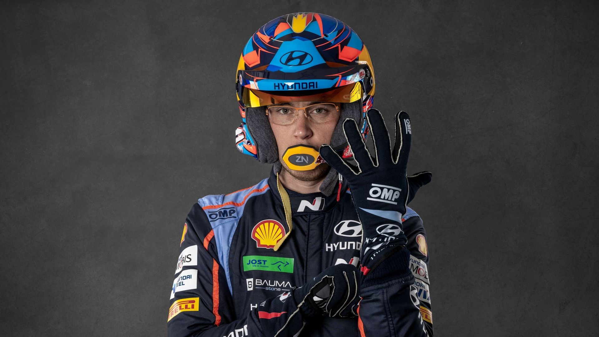 Nuevo jefe, nuevos compañeros de equipo, Hyundai más eficiente: Thierry Neuville va camino al título mundial