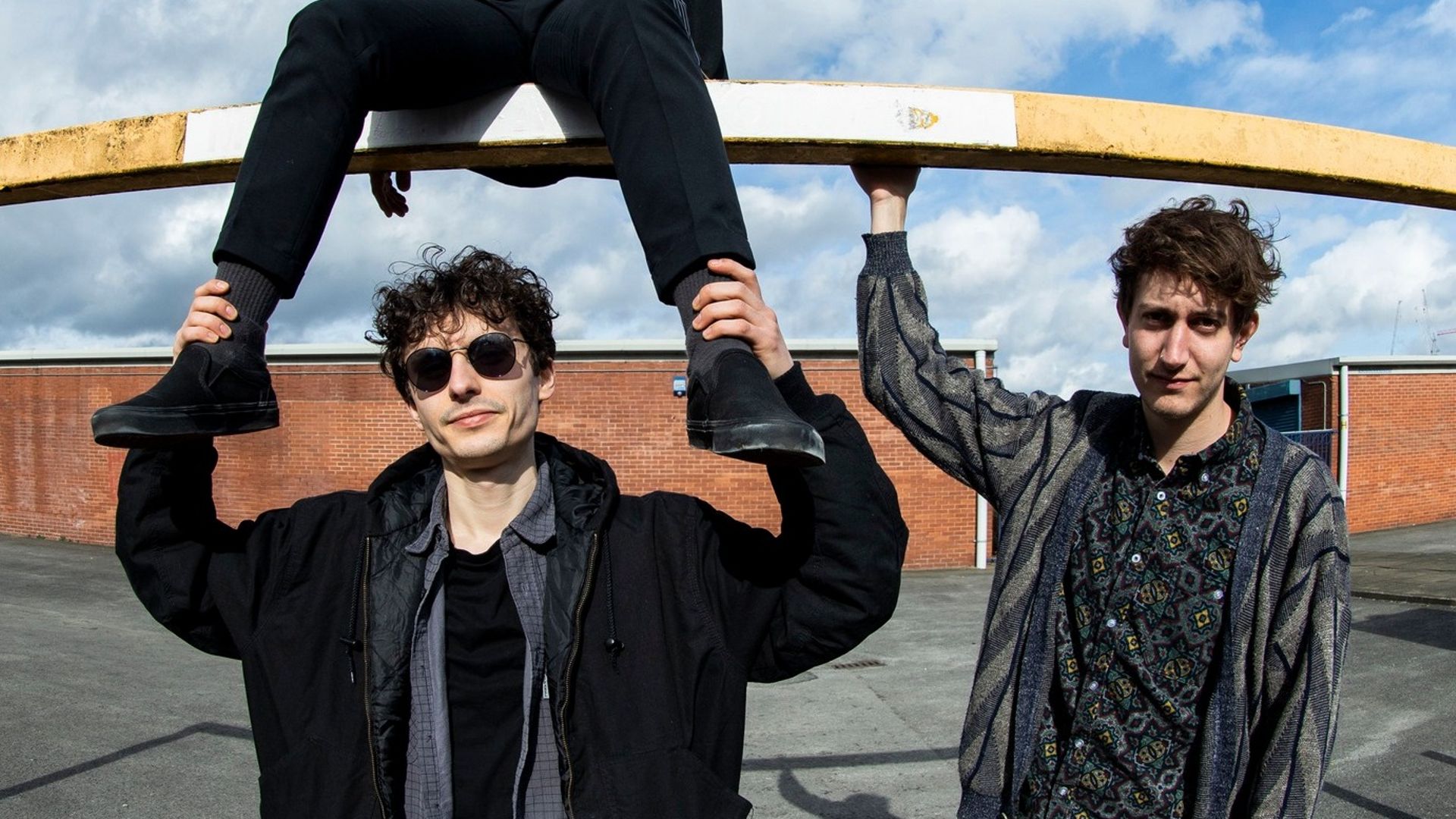 Le trio math-rock Chiyoda Ku, originaire de Bristol en Angleterre.