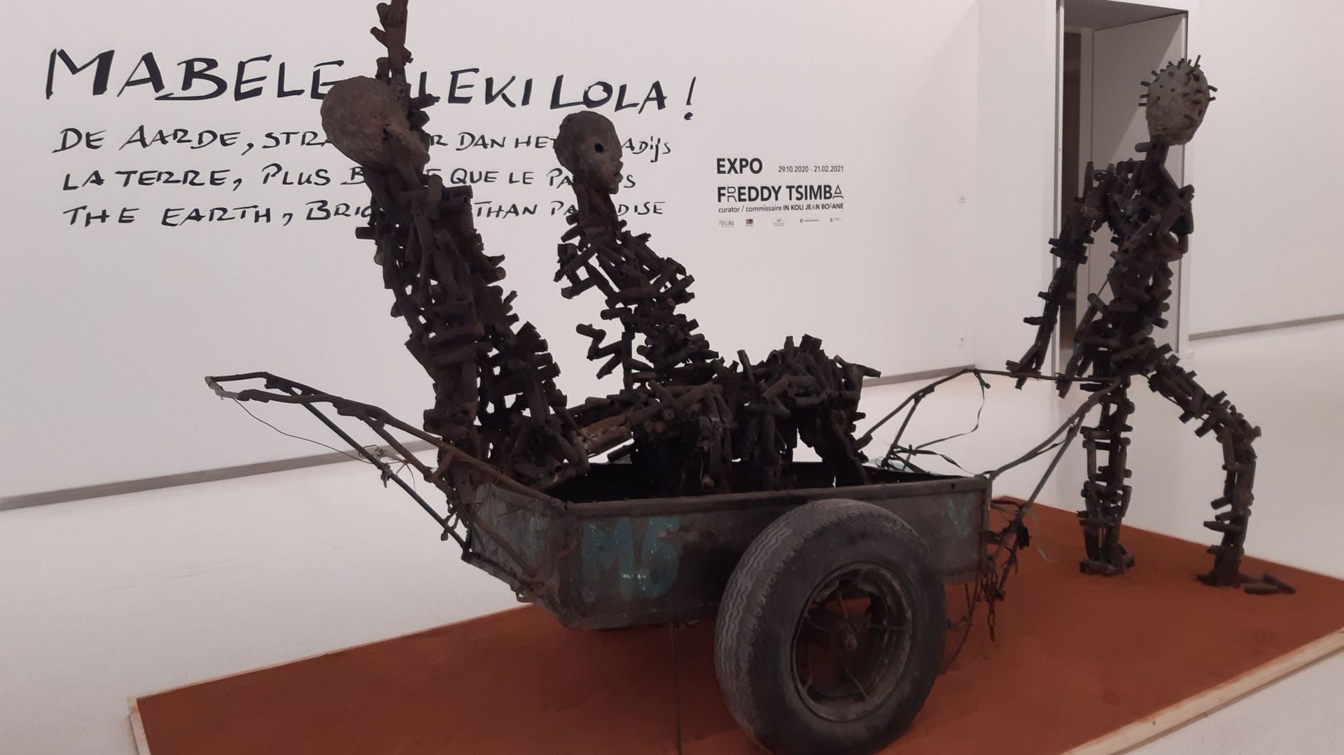 « Mabele Eleki Lola ! », les sculptures monumentales de Freddy Tsimba au Musée royal de l’Afrique centrale