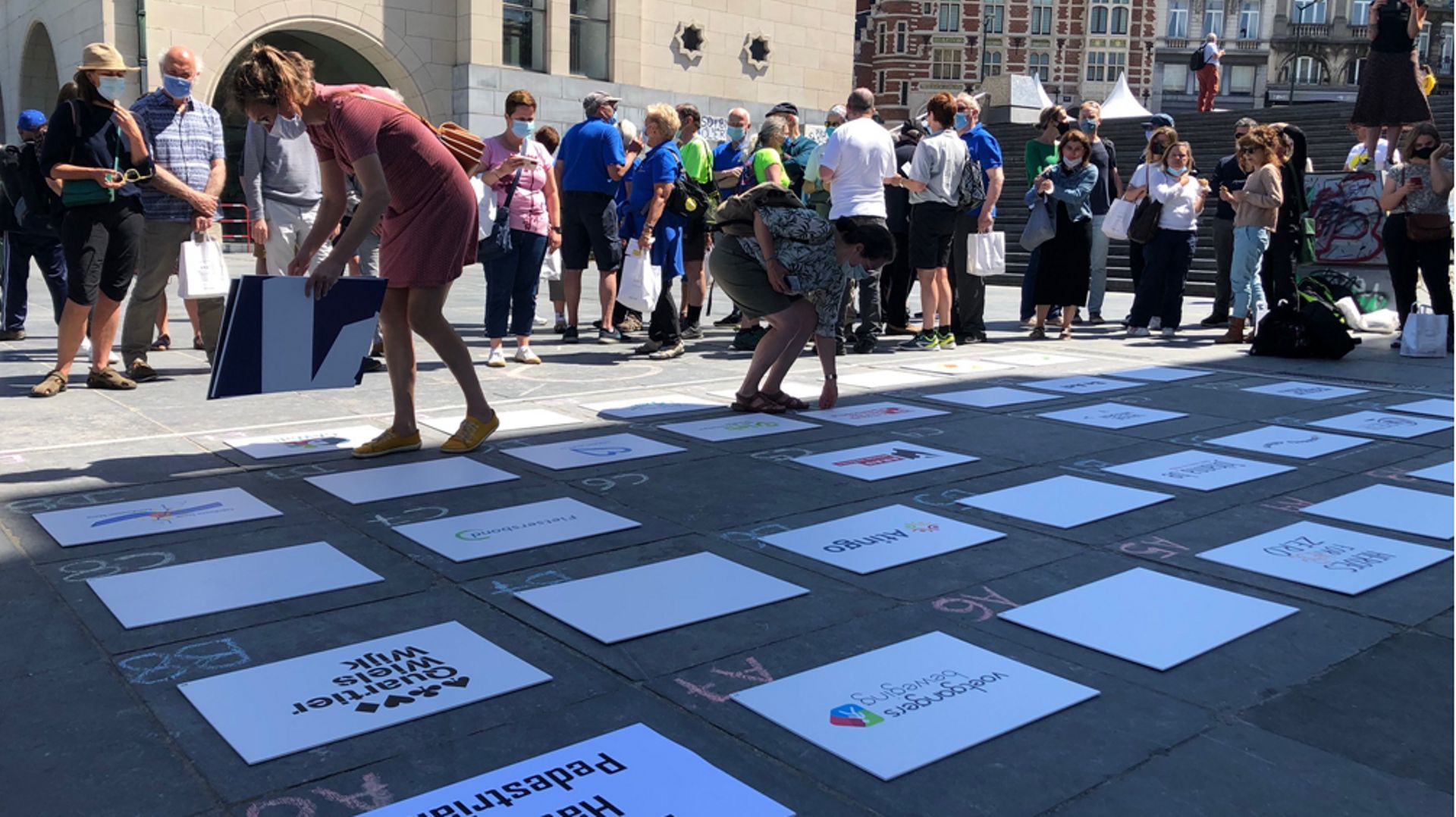 Ce lundi au Mont des Arts, la plateforme Walk a dévoilé les noms de la vingtaine d'associations, organisations et comités de quartier bruxellois qui sont signataires du manifeste.