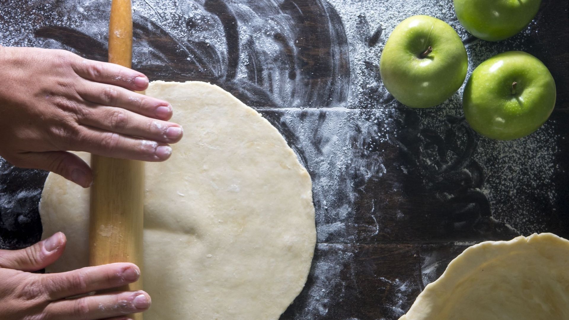 La recette du jour anti-déprime : la tarte aux pommes roumoise du chef pâtissier Arnaud Coutret.