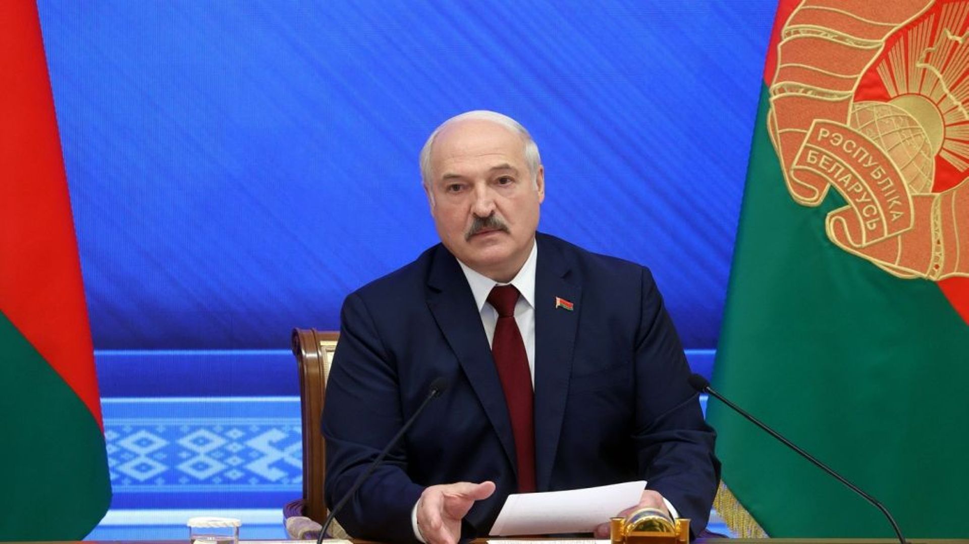 Le président bélarusse Alexandre Loukachenko lors d'une conférence de presse à Minsk, le 9 août 2021