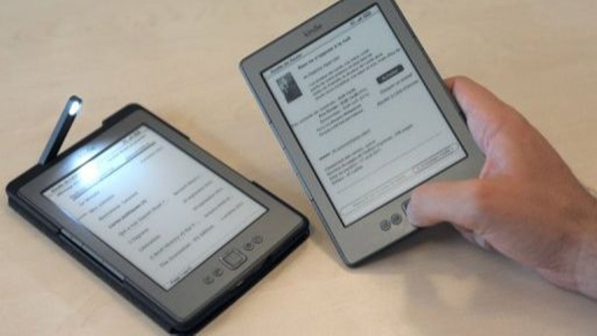étoffe sa gamme de liseuses en France, sans la tablette Kindle Fire  