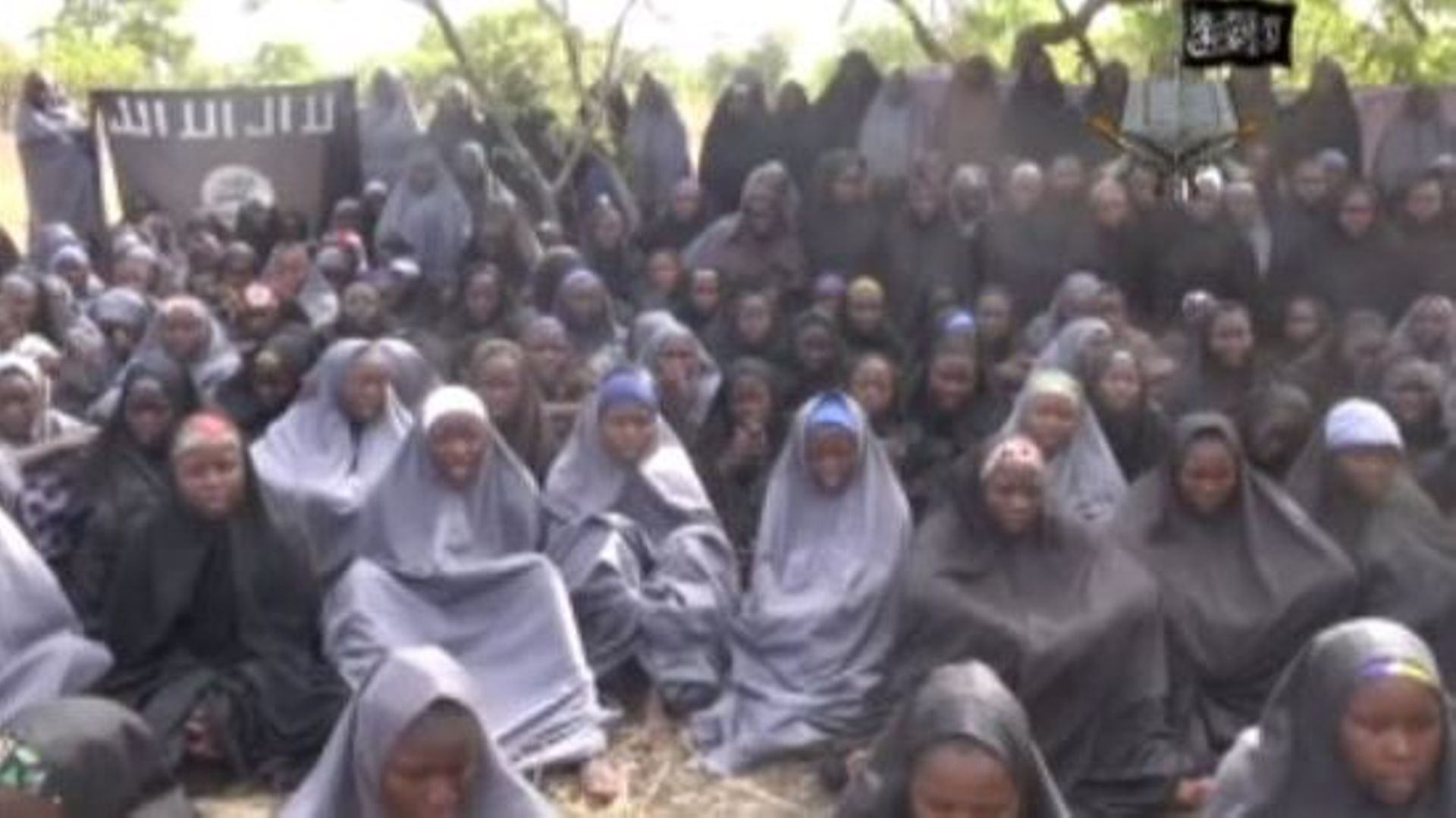 Nigeria: les premières images des jeunes filles enlevées par Boko Haram
