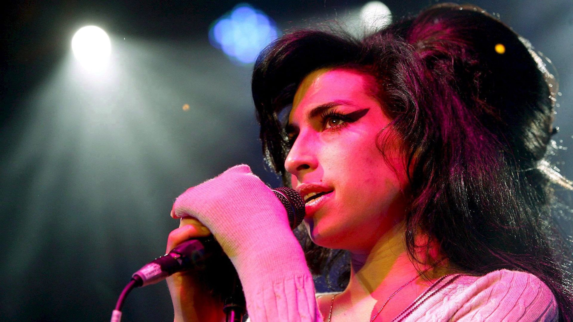 British singer Amy Winehouse was arrested on suspicion
