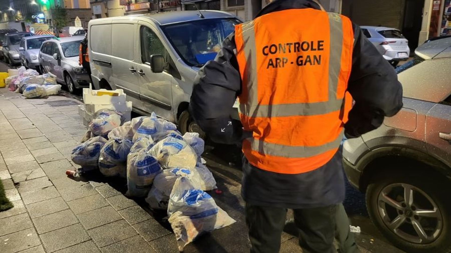 La propreté dans les rues bruxelloises : c’est aussi l’affaire des commerçants