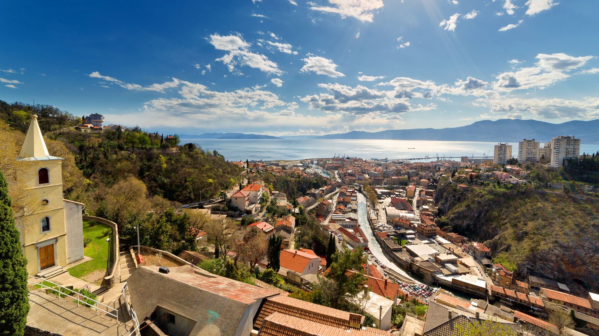 Croatie: Rijeka, Capitale européenne de la culture 2020, lance ses festivités.