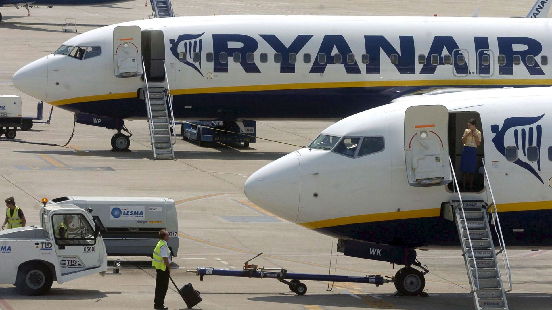 Ryanair met la pression et menace de retirer sept de ses avions basés à Charleroi et deux basés à Zaventem.