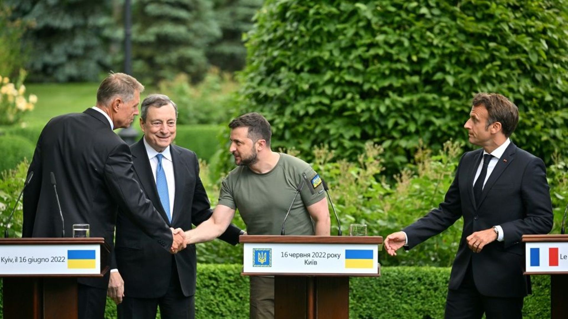 Les dirigeants italiens, allemand et français avec le président ukrainien Volodymyr Zelensky à Kiev le 16 juin 2022