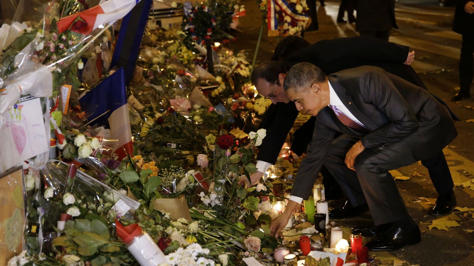 Barack Obama au Bataclan pour rendre hommage aux victimes des attentats ...