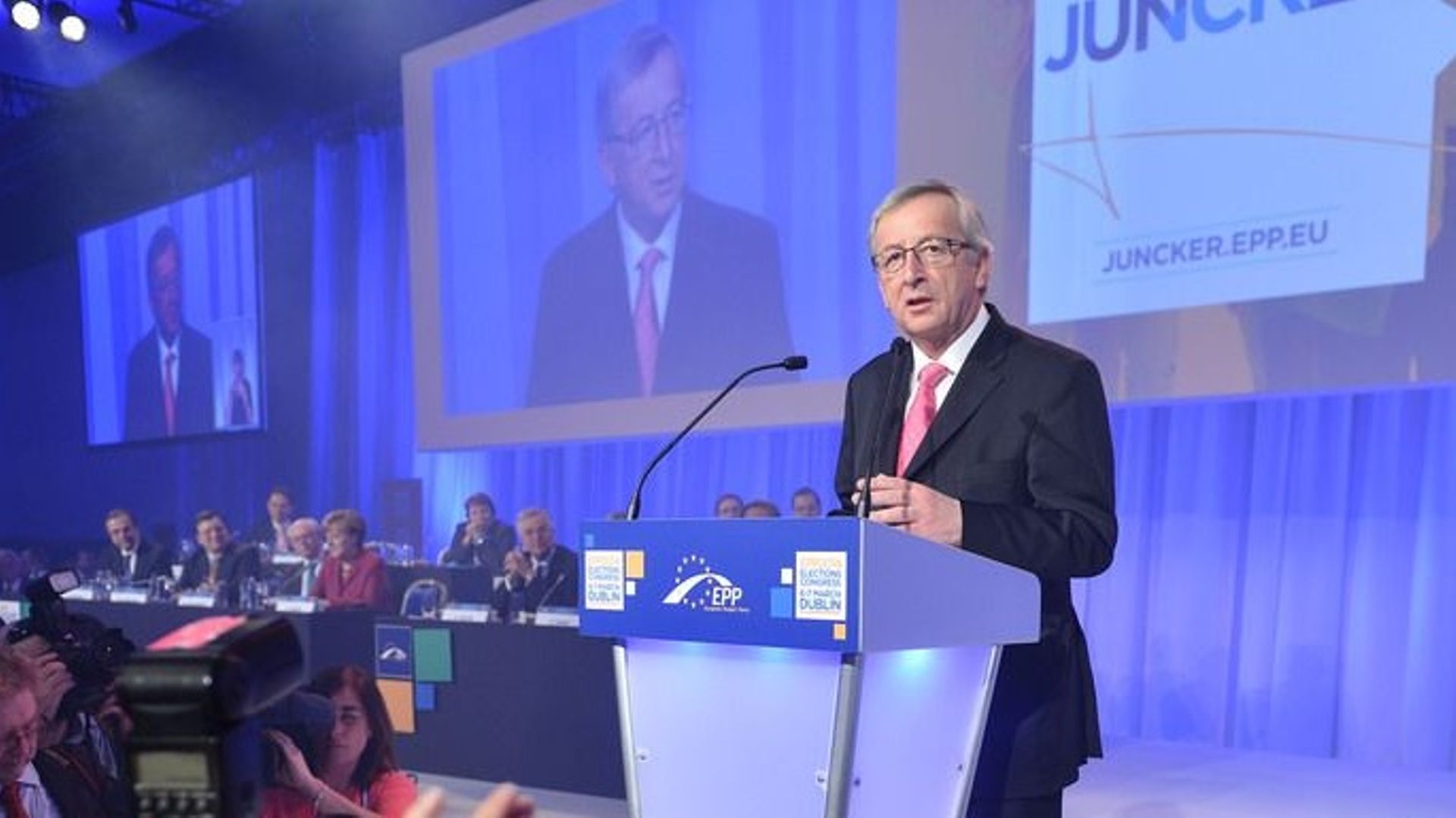 Jean-Claude Juncker défend son programme et répond aux reproches