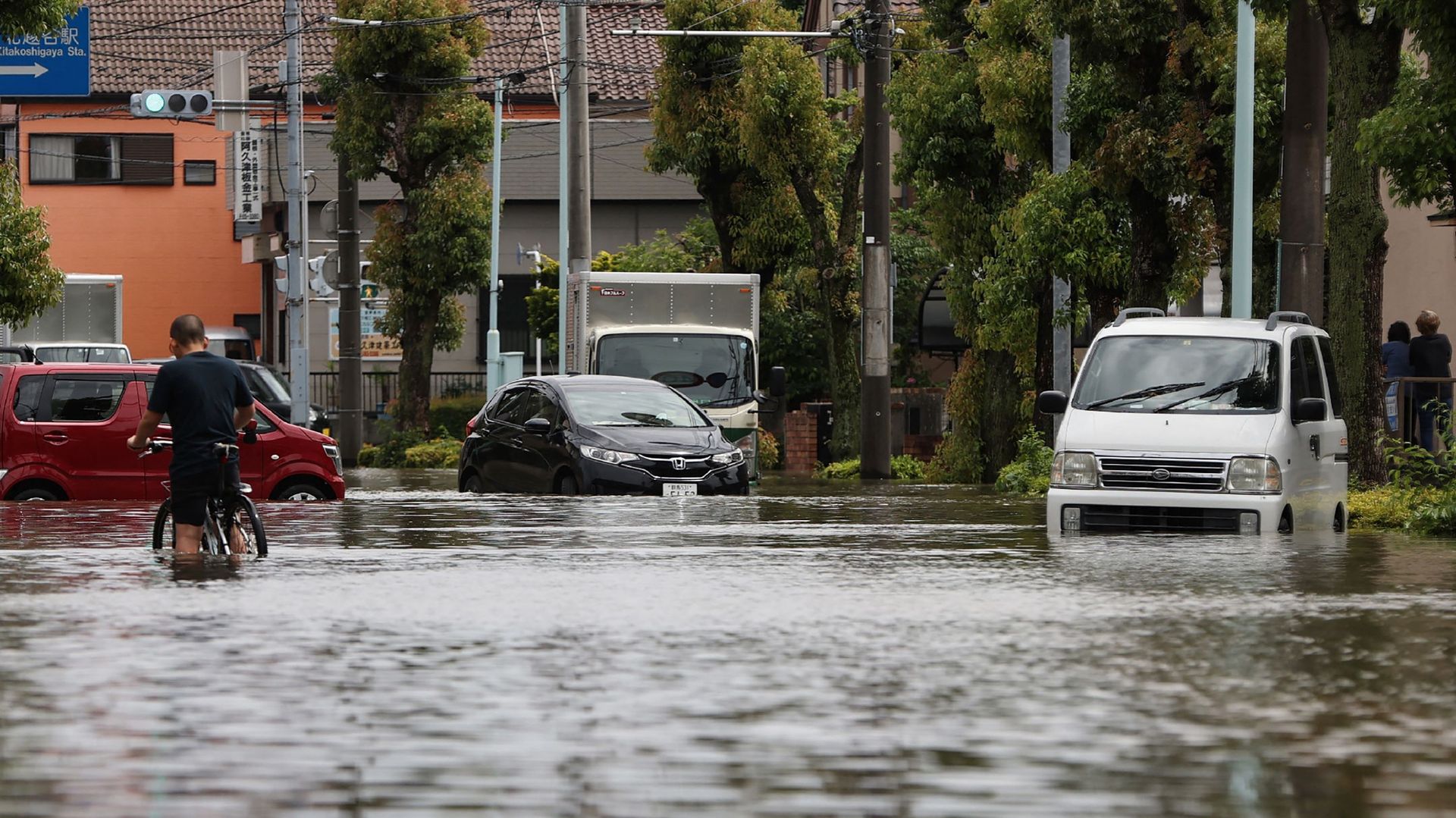 Inondations créées par les pluies au Japon